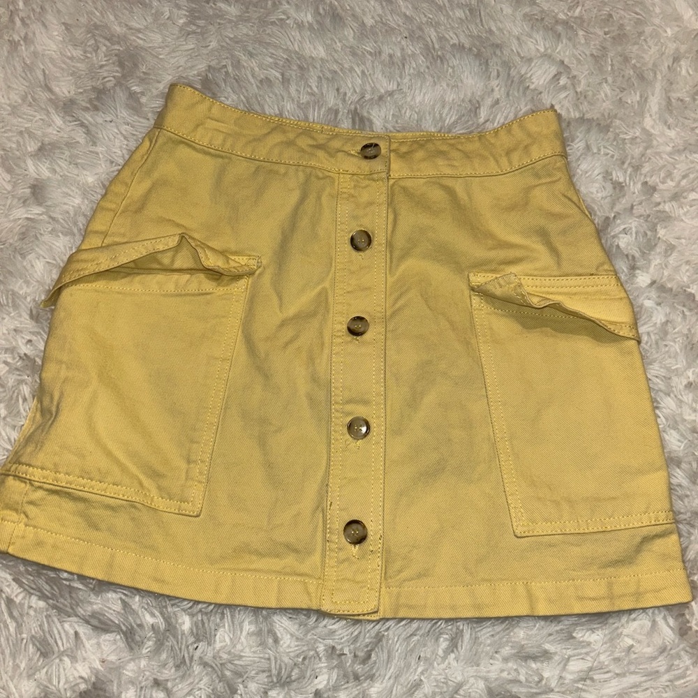 BDG Urban Outfitters button front cargo yellow mini skirt woman’s small